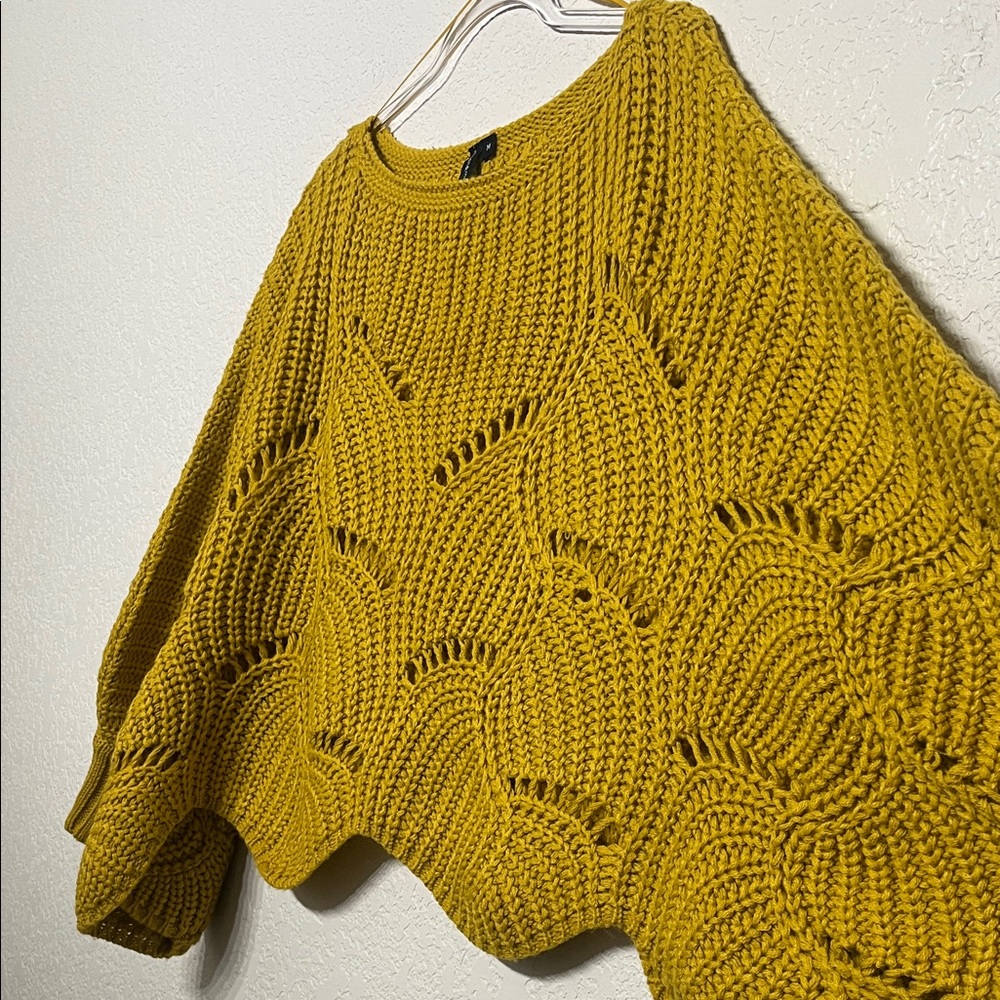 Moon & Madison Women’s Size Medium Mustard Knit Sweater - Picture 5 of 6